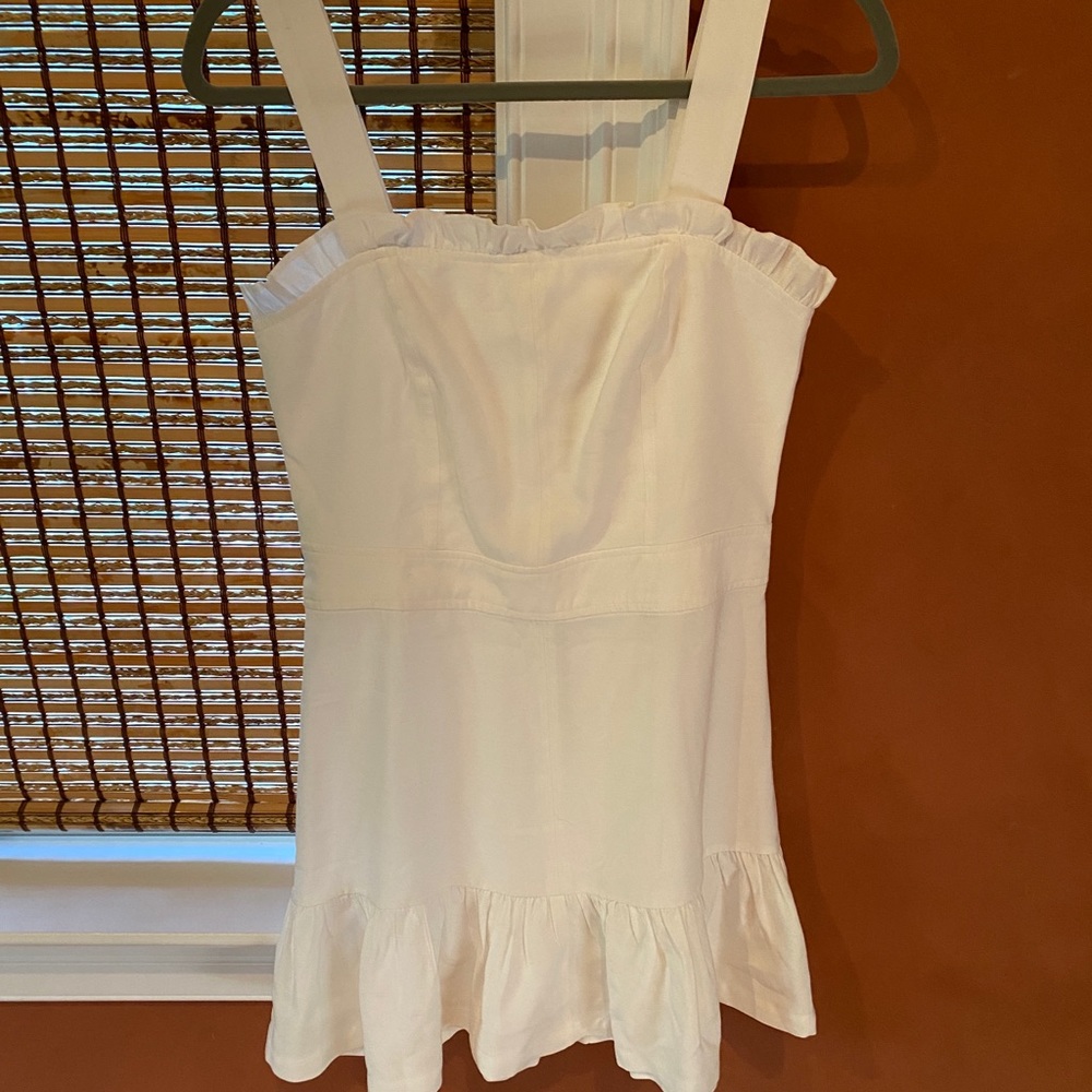 White ruffled summer dress from AQUA.